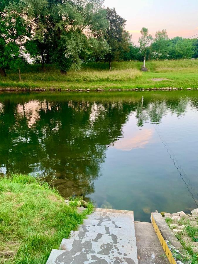 Schoene, Grosse Ferienwohnung Direkt Am Donauradweg & Keltenstadt Heuneburg Herbertingen Esterno foto